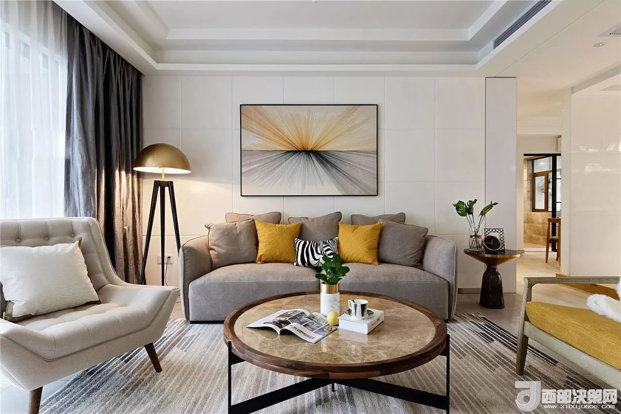 沙發(fā)背景墻選對(duì)裝飾畫(huà)，才能美了整個(gè)客廳空間！