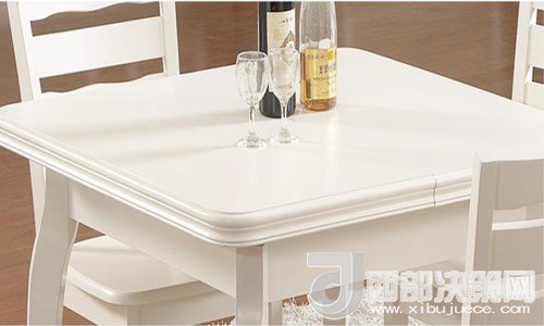 喜歡白色餐桌 但椅子該如何搭配？