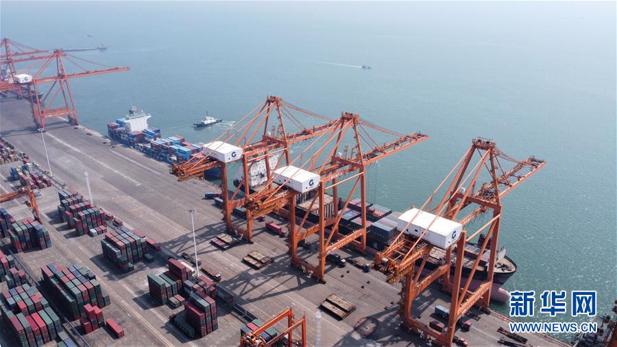 (圖文互動(dòng))(4)出山入海 “船”流不息——廣西北部灣港生產(chǎn)保暢一線見(jiàn)聞