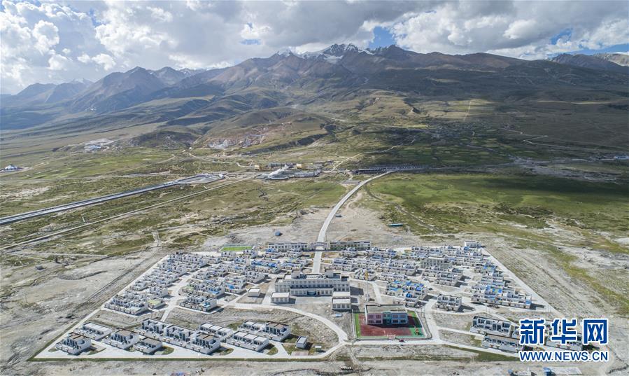 （新華全媒頭條·走向我們的小康生活·圖文互動）（1）扎西德勒，我們的新家園——西藏易地扶貧搬遷搬出幸福美好新生活